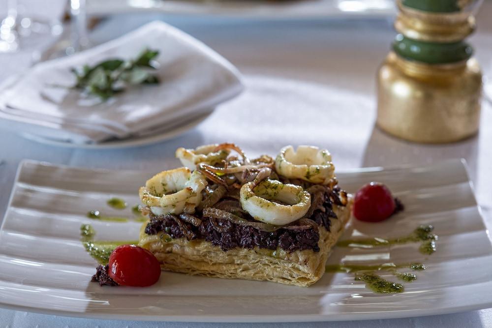 Moni Emvasis Luxury Suites Monemvasía المظهر الخارجي الصورة